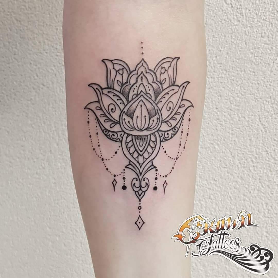 Crown tattoos